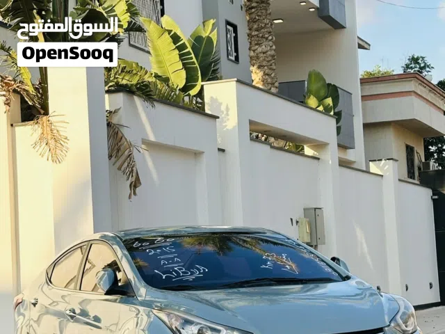 2015 هيونداي افانتي Limited