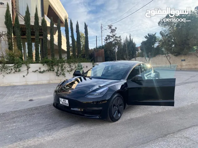 Tesla model 3 2023 10600m فقط
