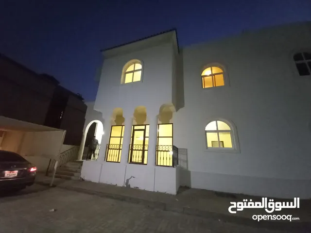 950 m2 5 Bedrooms Villa for Rent in Abu Dhabi Khalifa City