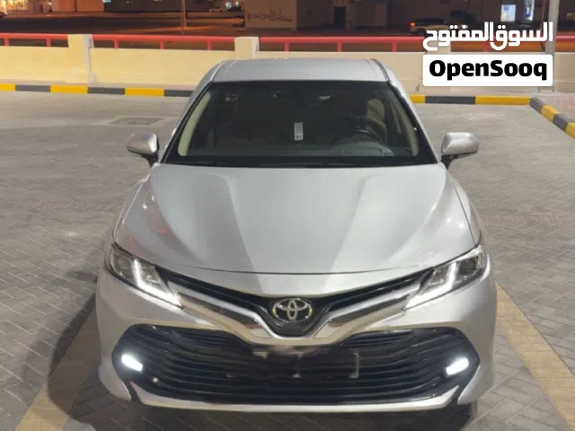 2019 Toyota Camry GLE