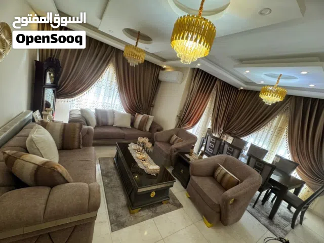 شقة للبيع بسعر مغري ومن المالك مباشرة