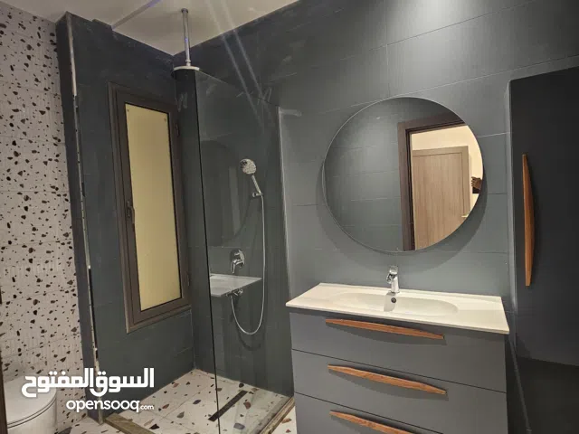 450 m2 5 Bedrooms Villa for Sale in Tripoli Al-Sabaa