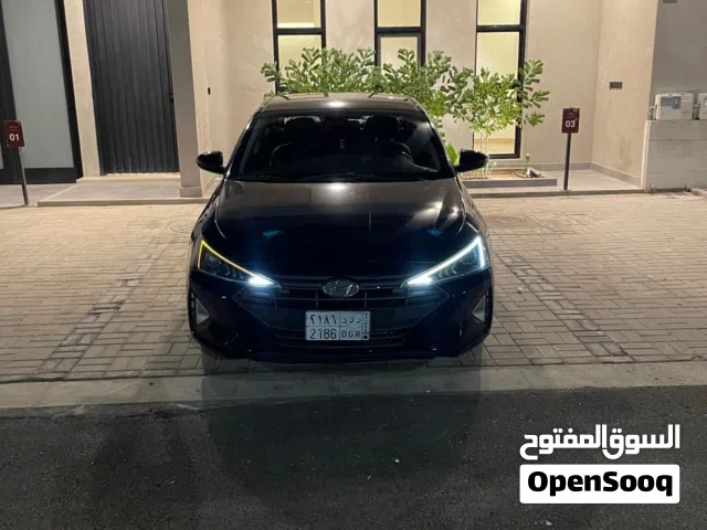 2019 Hyundai Elantra GLS