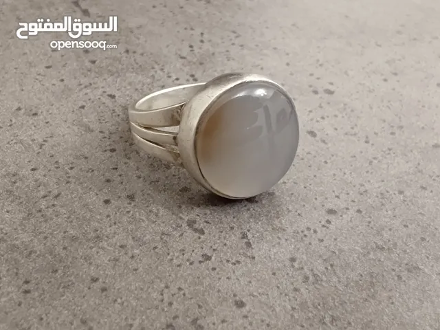 خاتم عقيق يمني نصف القمر فضة
