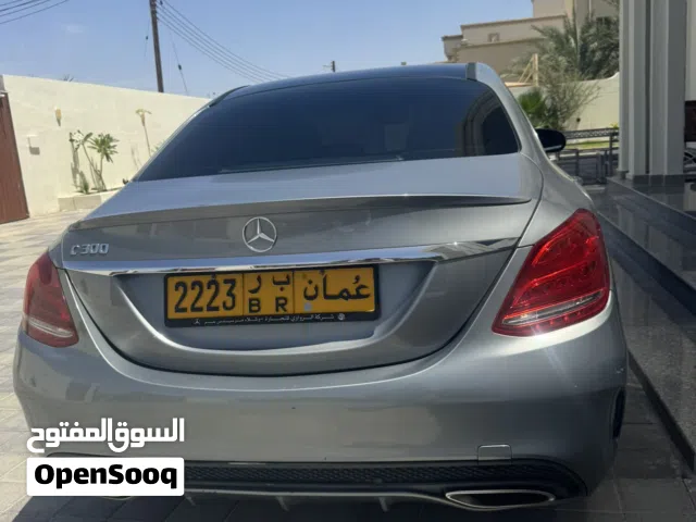 2016 مرسيدس بنز الفئة-C C 300