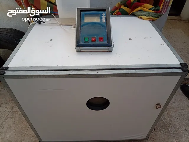 فقاسه 700 بيضه