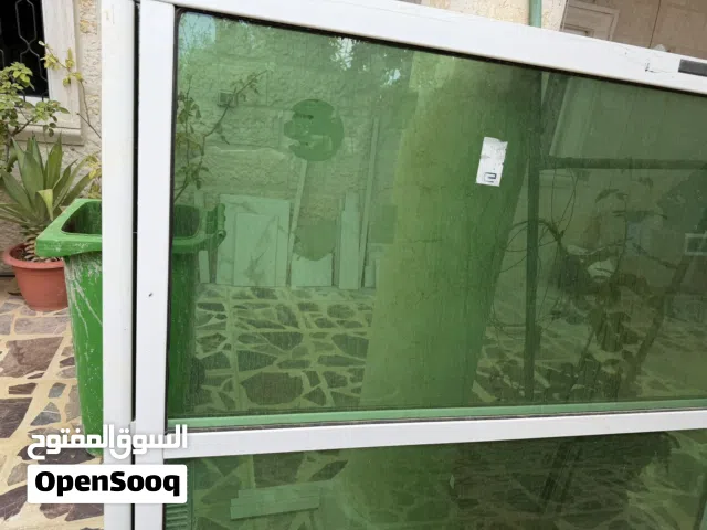 باب ألمنيوم