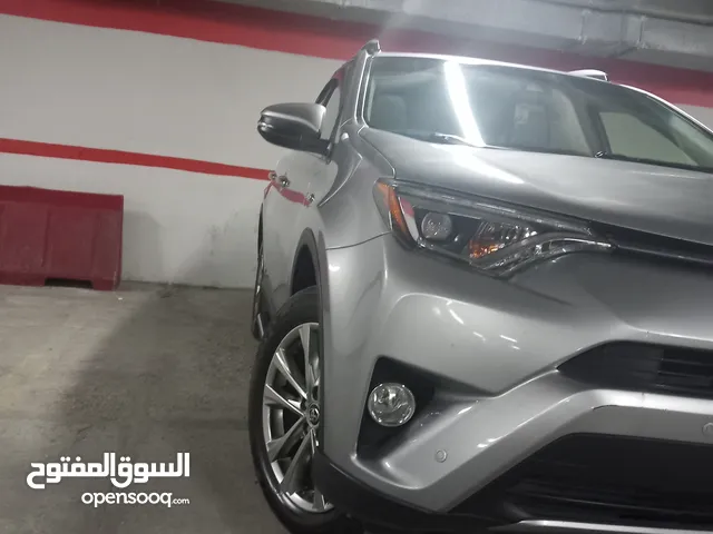 Used Toyota RAV 4 in Amman