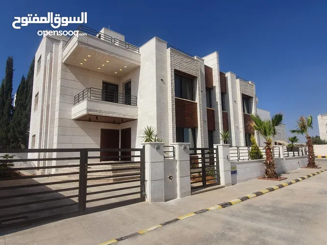 455 m2 5 Bedrooms Villa for Sale in Amman Airport Road - Manaseer Gs