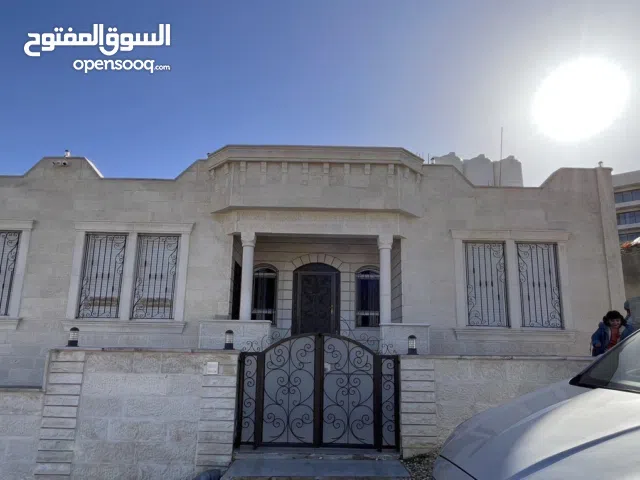 320 m2 More than 6 bedrooms Villa for Rent in Amman Shafa Badran