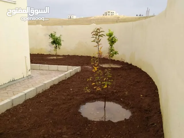 137 m2 3 Bedrooms Townhouse for Sale in Amman Al-Dhuheibah Al-Gharbiyah