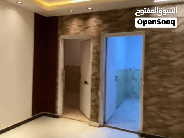 بيت للبيع في منطقه حي الاحرار موقع مميز ع خدمات