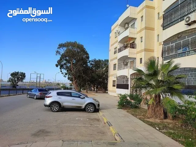 2222 m2 3 Bedrooms Apartments for Rent in Benghazi Keesh