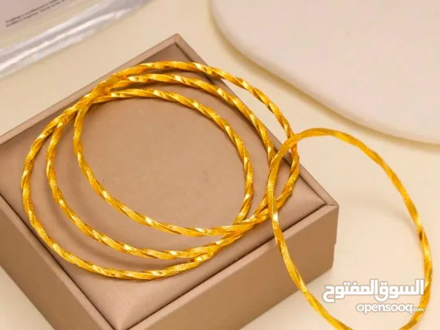 4 اساور ذهبيه
