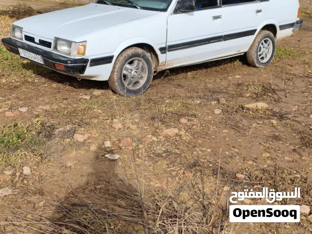 سوبارو عريض موديل 86 فحص نضيف خالية من القصص طولي او عريض دهان جديد ترخيص وتأمين جديد من كمن يوم