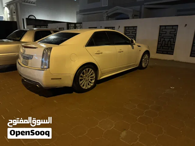 2011 كاديلاك CT5 Luxury