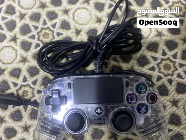 يد بلاستيشن فور بسلك مستعمله