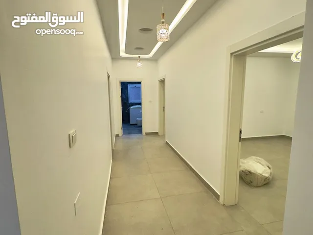 170 m2 4 Bedrooms Apartments for Rent in Tripoli Al-Serraj