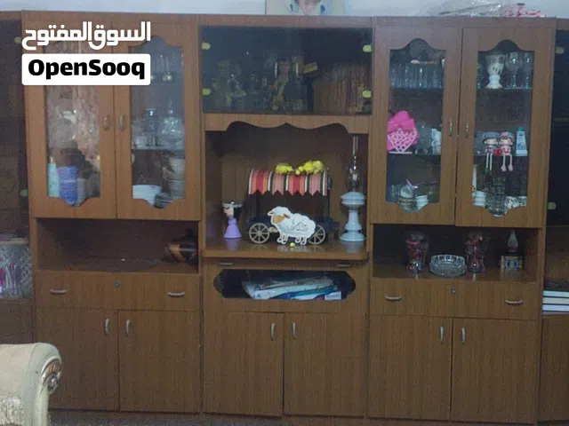 بوفيه خشب 3 درفات مع 2 كورنر