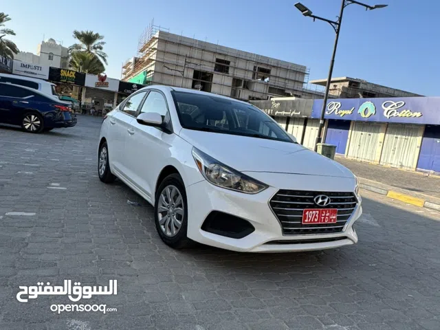 Hyundai Accent and Hyundai Elantra for Rent 2021 Model in very good condition سيارات للايجار