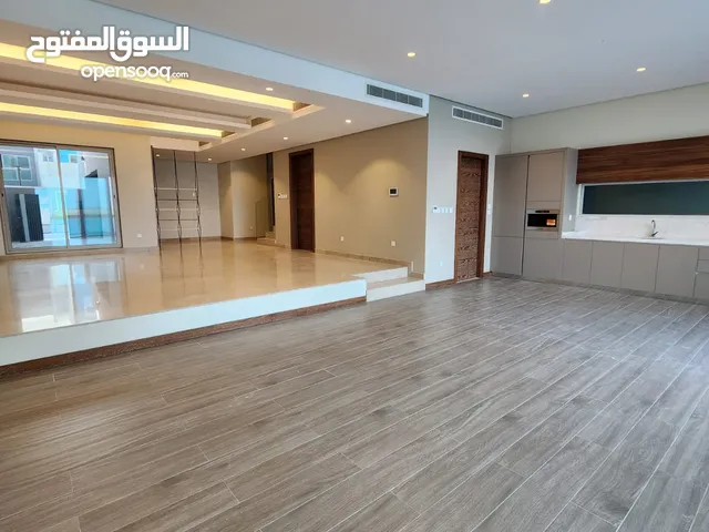 200m2 4 Bedrooms Villa for Sale in Muharraq Diyar Al Muharraq