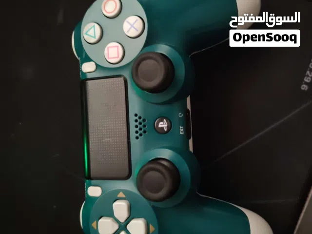 ايادي بلايستيشن 4 البيع بسعر حرق