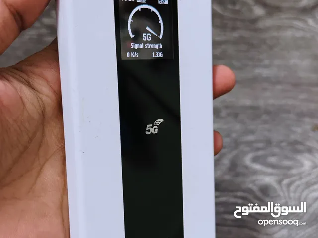 Huawei 5G Mobile WiFi Model-E6878-870 Battery:4000 mh battery Stc Sim card Support