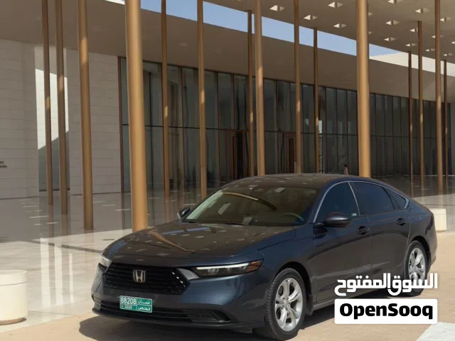 هوندا أكورد 2023 EX – للبيع بحالة ممتازة و بقمة النظافة و ممشى بسيط