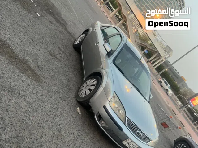 2007 فورد مونديو Standard