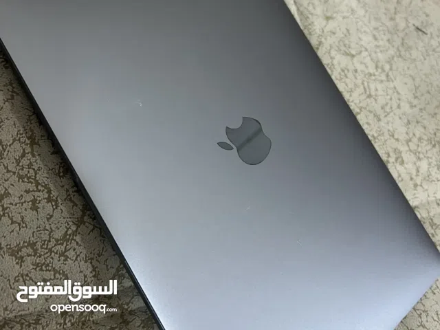 MacBook pro نظيف جدًا جدًا  المعالج M1 RAM :8GB الشاشة: 13.3 بدقة 1600x2560