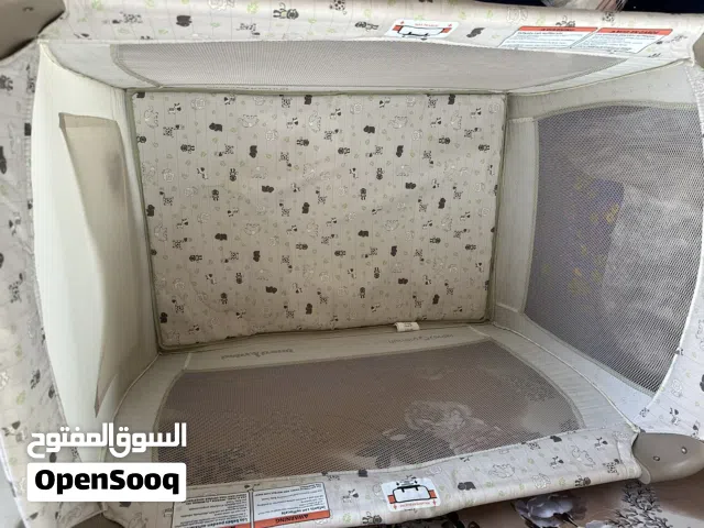 تخت بيبي شبه جديد