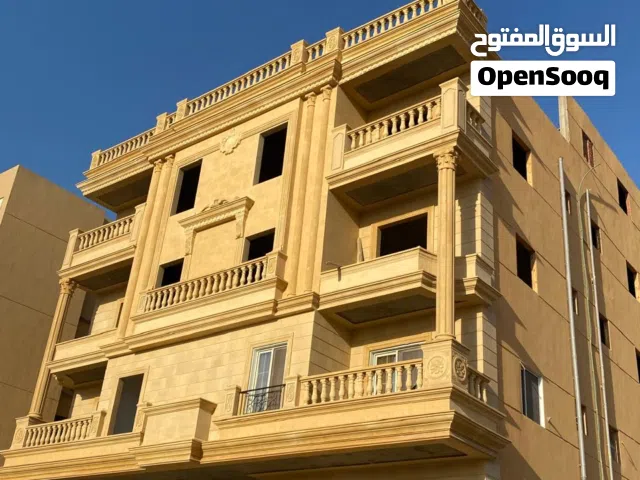 165 m2 3 Bedrooms Apartments for Sale in Qalubia El Ubour