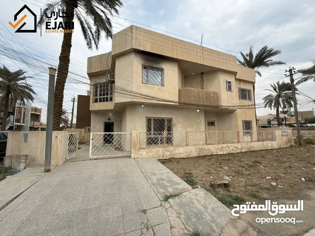 230 m2 5 Bedrooms Townhouse for Rent in Baghdad University