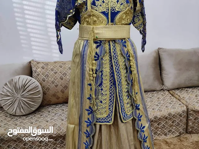 قفطان نسائية للبيع : عبايات وجلابيات : ملابس : أزياء نسائية مميزة في الجزائر