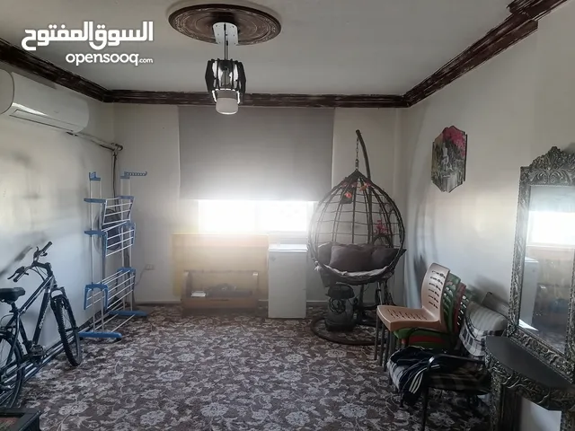100 m2 3 Bedrooms Apartments for Sale in Zarqa Al Autostrad