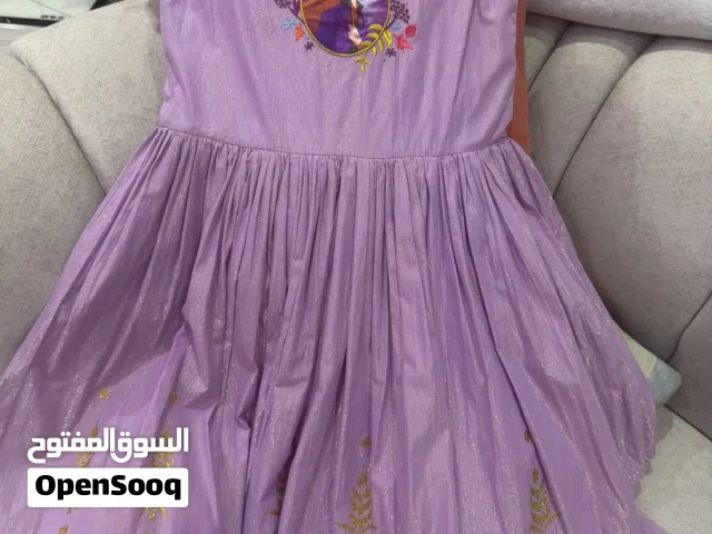 للبيع فستان من ديزني ( أصلي )