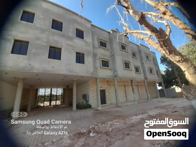 مبنى إداري خدمي في بداية شارع الشجر عالرئيسي  إيجار