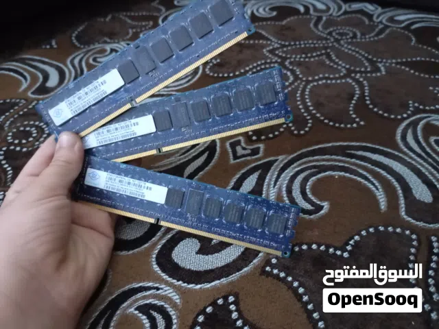 الذكرة الوصل العشوائي الرام