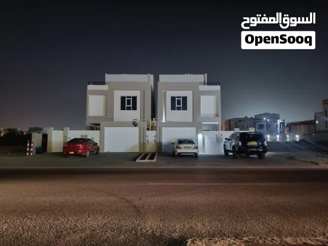 350 m2 5 Bedrooms Villa for Rent in Muscat Al Khoud