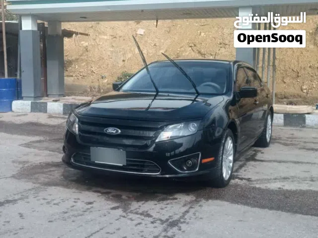 2011 فورد فيوجن Standard