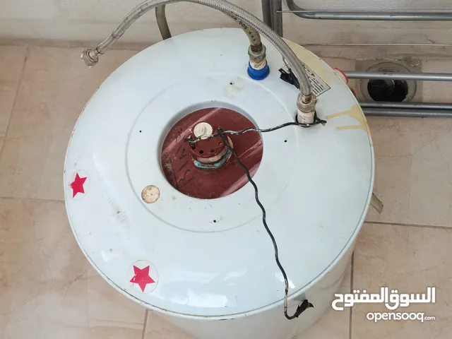 قيزر شغال 100%100 سعة 20 لتر