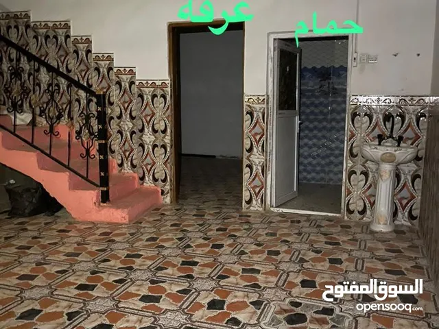 100m2 1 Bedroom Townhouse for Sale in Basra Tannumah