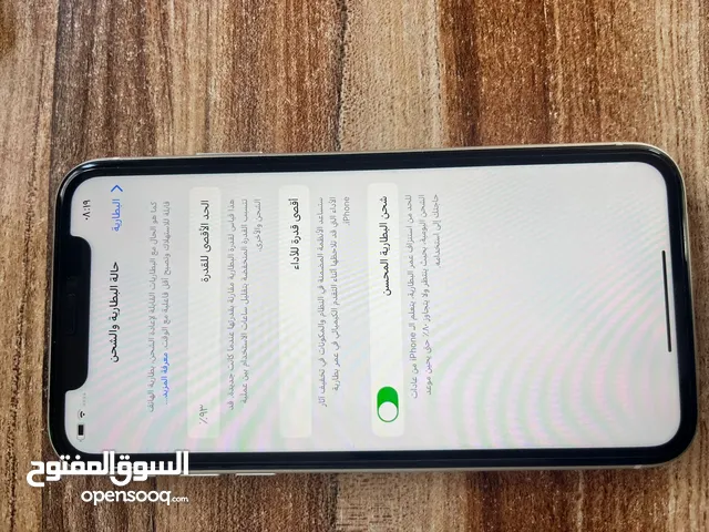Apple iPhone 11 128 GB in Salfit
