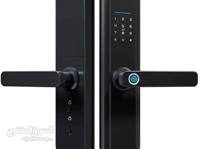قفل الباب الذكي Smart door lock