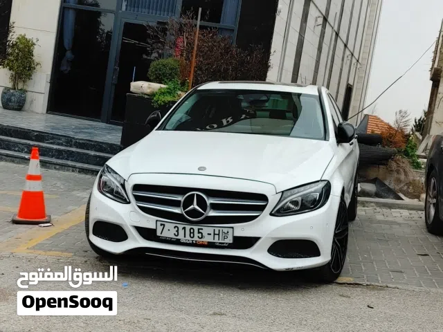 Mercedes-Benz C200 2017 AMG Line + بسعر حرررق