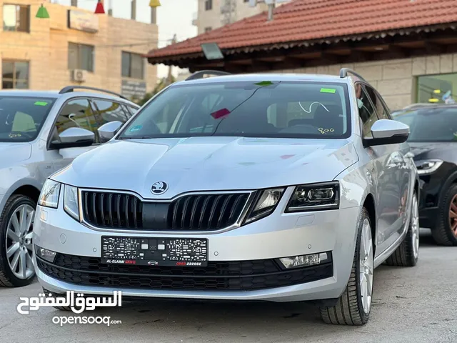 سكودا اوكتافيا ستيشن 2020 soleil