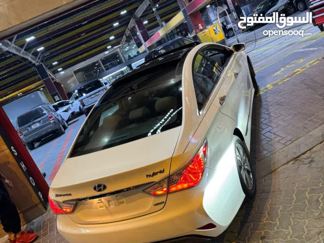 Used Hyundai Elantra in Ajman