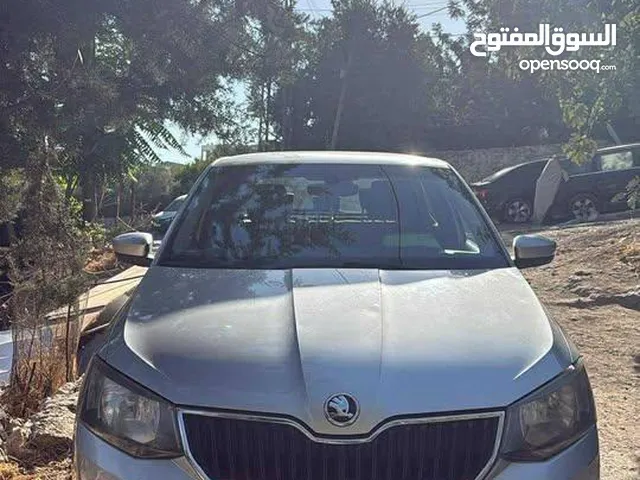 سكودا فابيا 2015