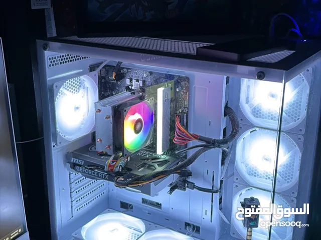 للبيع بي سي قيمنق