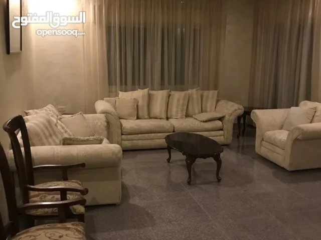 300 m2 4 Bedrooms Apartments for Rent in Amman Khalda